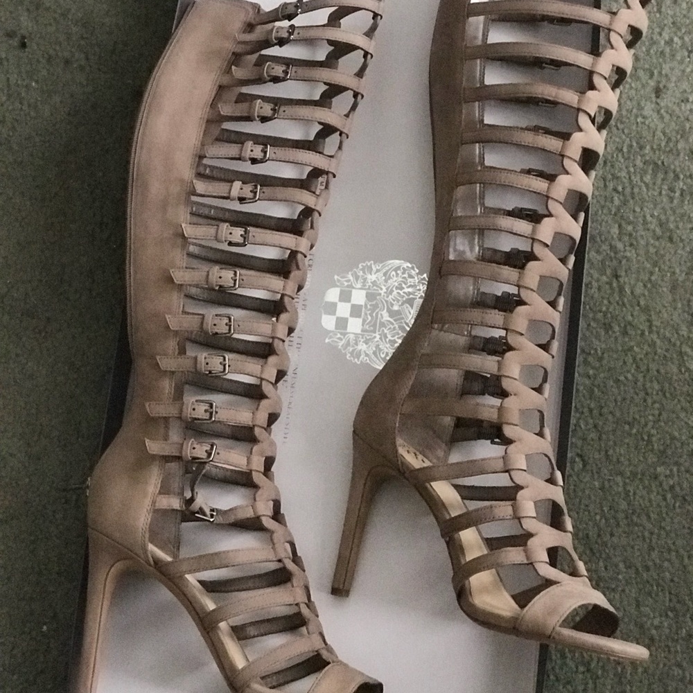Vince Camuto Suede Gladiator heels size 10